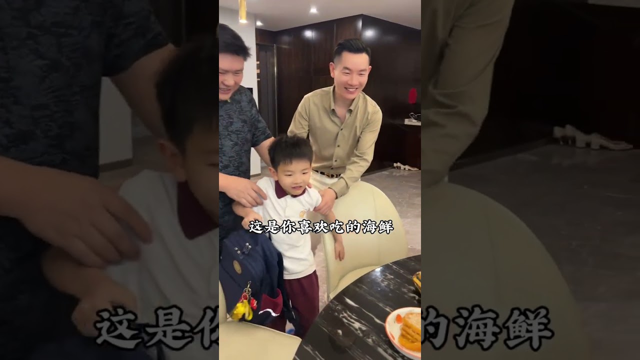没想到给哥哥安排的这份工作他很喜欢，做的得心应手，这样就可以长期在广州安定下来，榜一大哥说一定要给哥哥涨工资，毕竟男人要