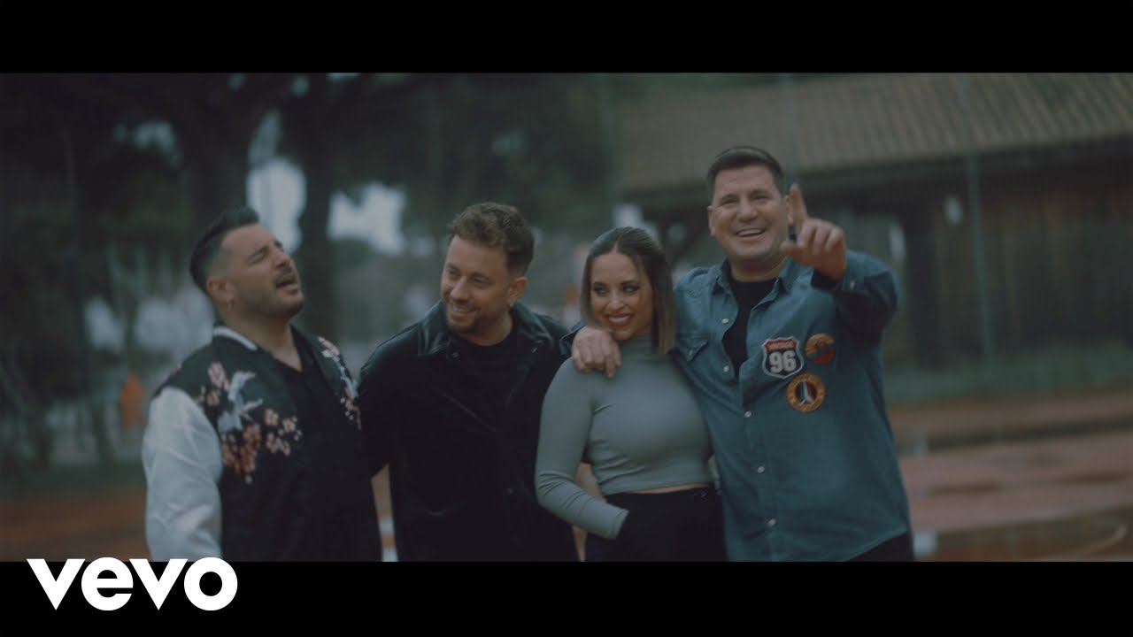 Andy & Lucas & Kiko y Shara - De Qué Me Vale