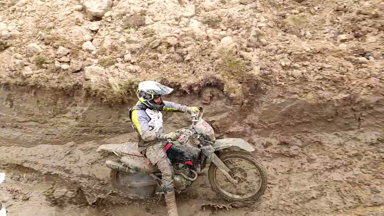 YAMAHA XTZ 125 Off Road videos HARD ENDURO mud TEST Colombia -  Daniel Ricardo