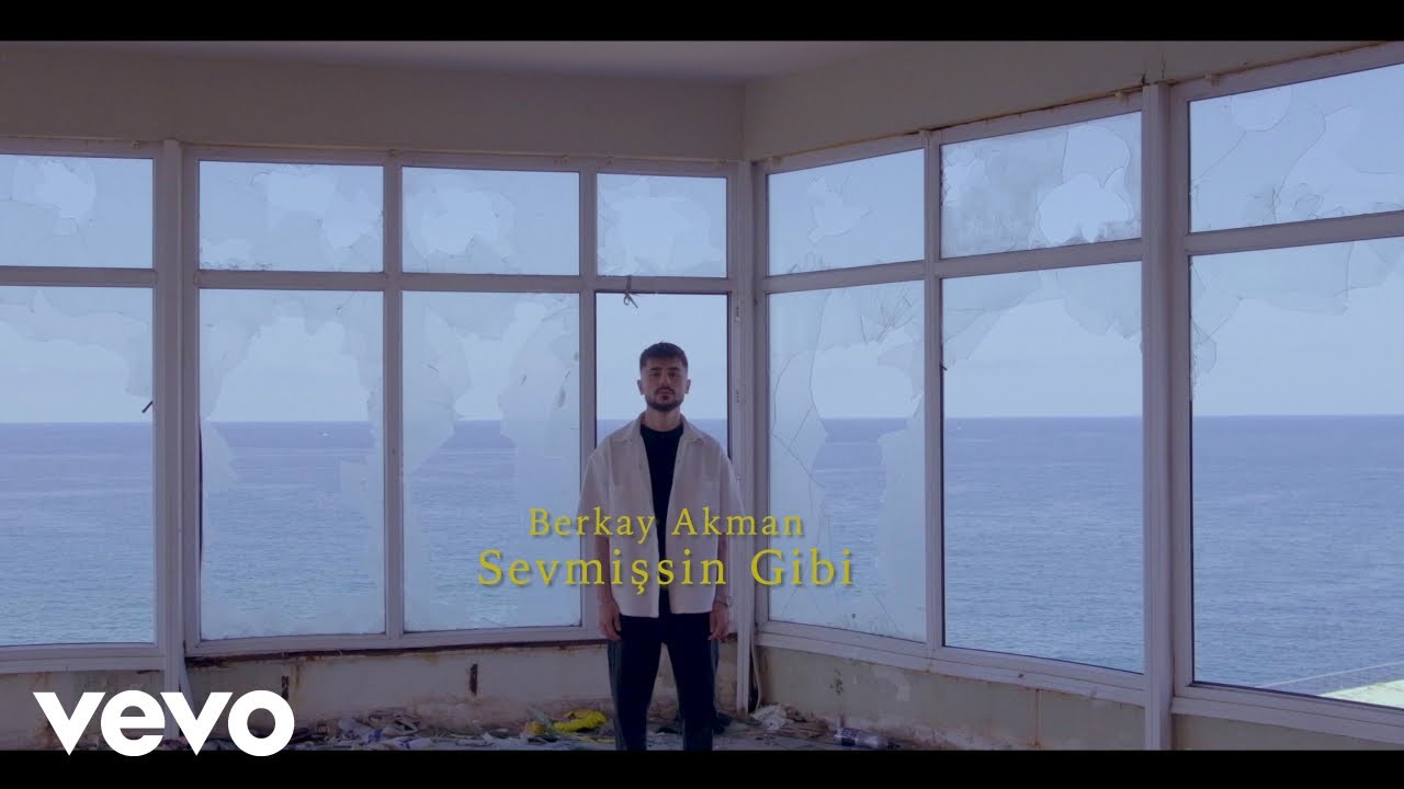 Berkay Akman - Sevmişsin Gibi