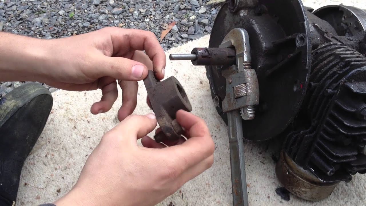 PushMowerRepair.com — удаление ступицы лезвия