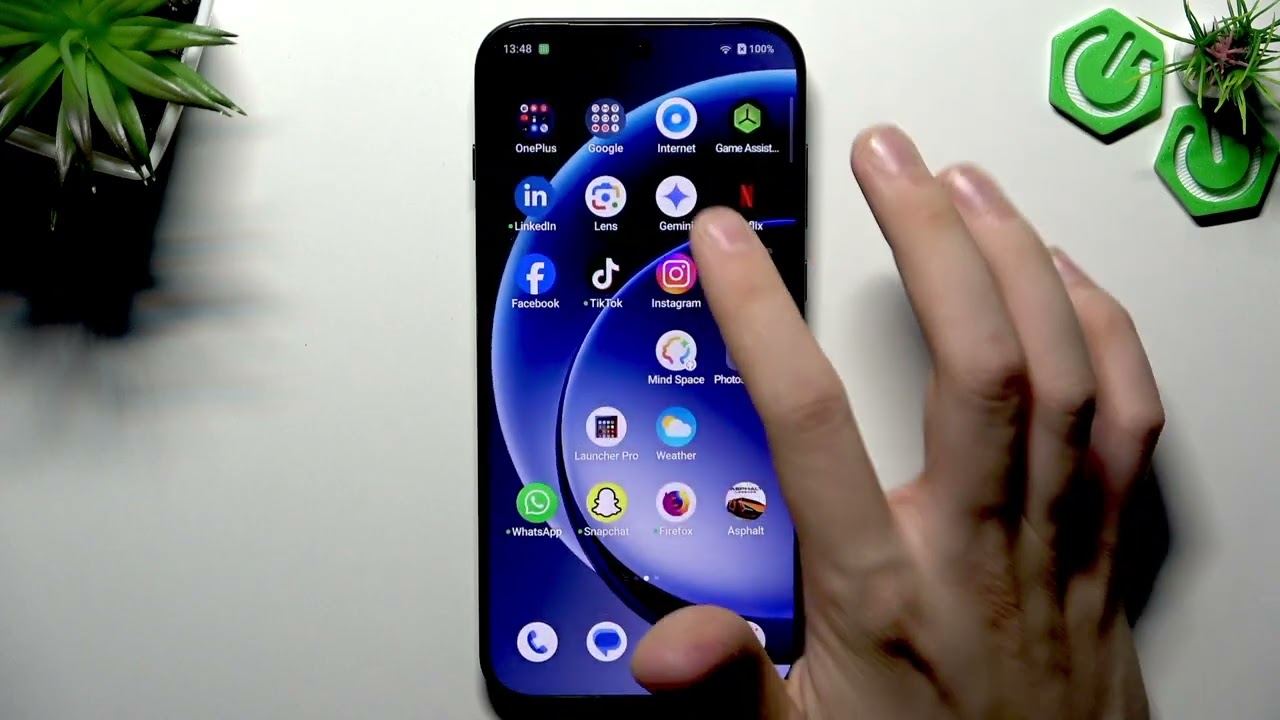 OnePlus 15 &mdash; как использовать Gemini с MindSpace