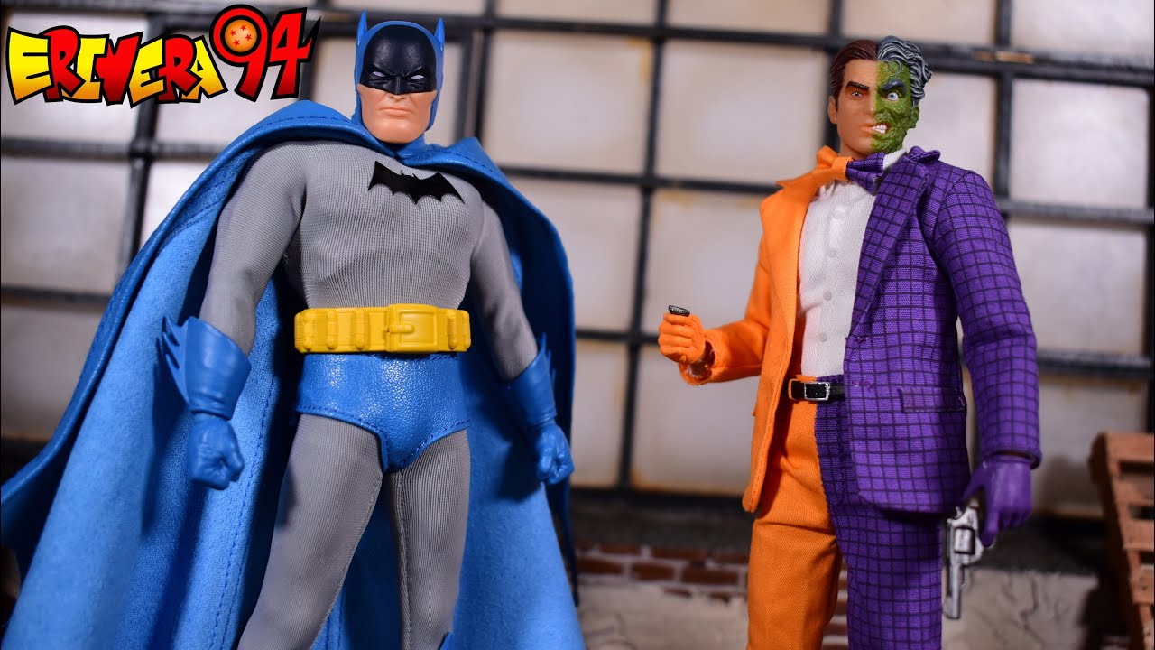 Mezco One:12 Collective Golden Age BATMAN & TWO FACE 2 Pack Figure Review