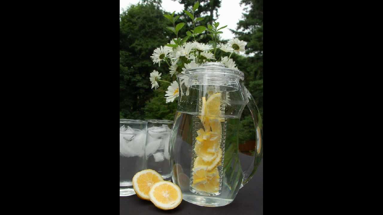 Pitcher Prodyne Fruit Infusion 93 Ounce Natural Fruit Flavor