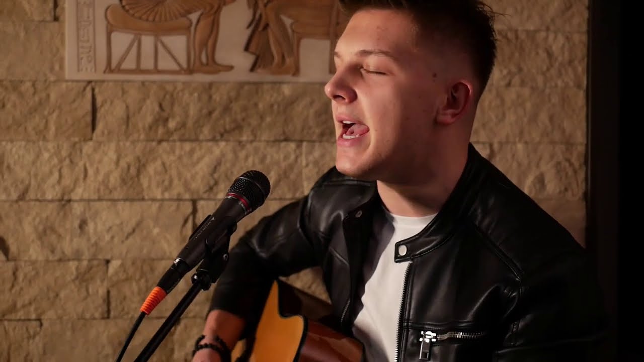 DENZI - Zostań tu ze mną (AKUSTYCZNIE) OFICJALNE VIDEO