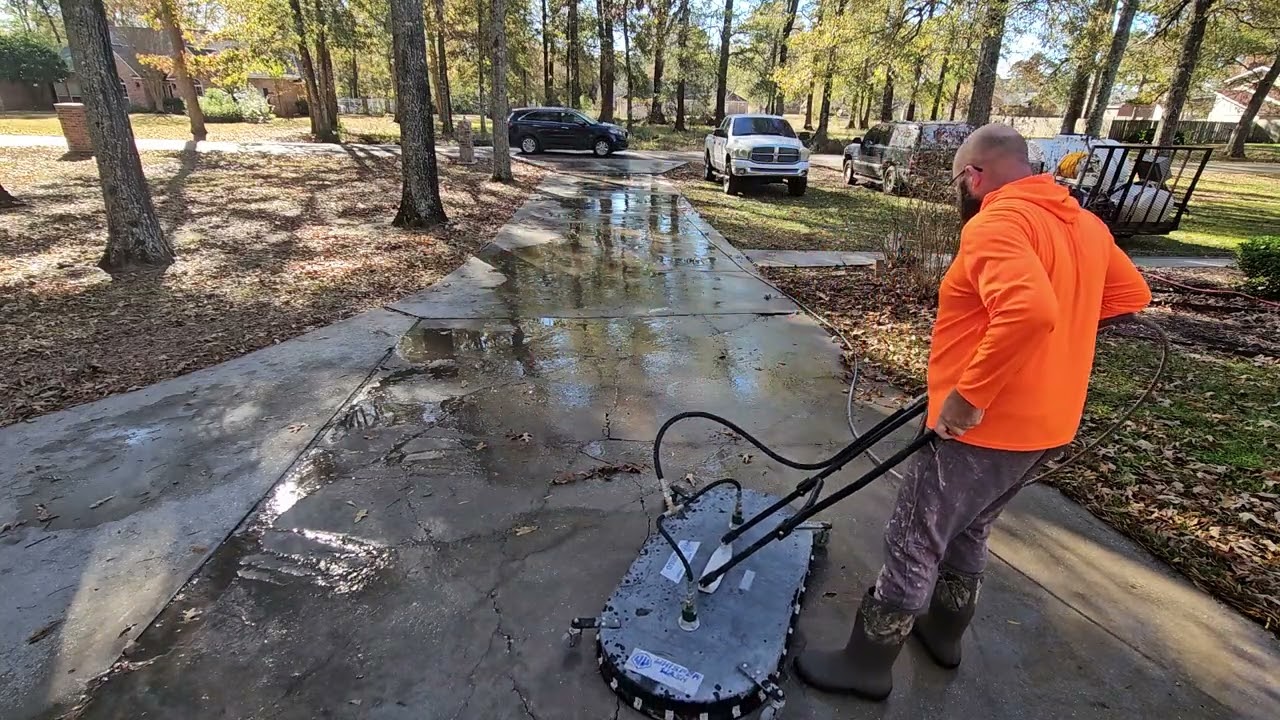FREE CHRISTMAS DRIVEWAY CLEAN!! 🎄 