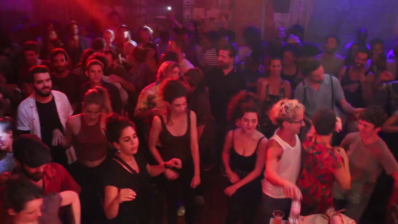 Sanzoana  ## Banda Leguela ## na discoteka 