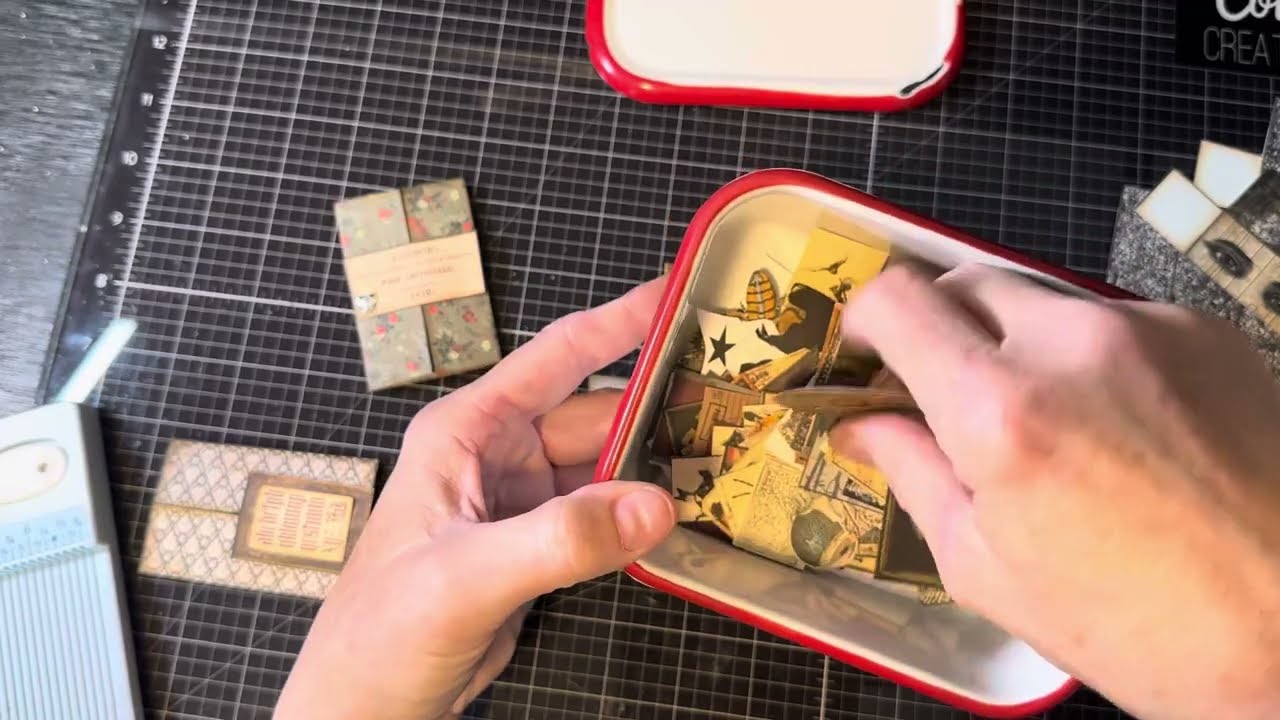 #CreepOnJune; Day 28 =mini booklet folio
