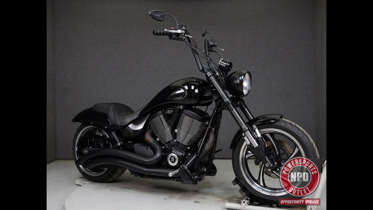2010  VICTORY  HAMMER 8 BALL - National Powersports Distributors