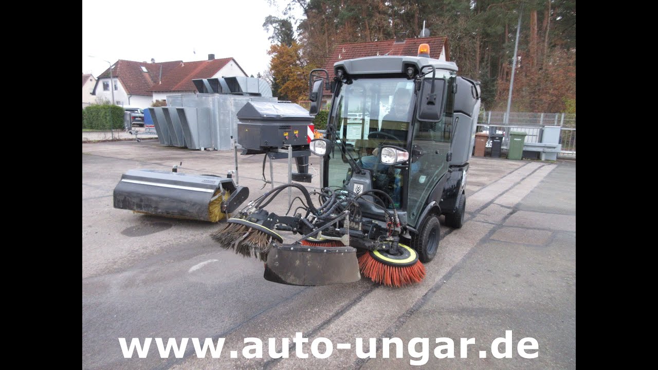 Kärcher MIC 34C Kehrmaschine mit Wildkrautbesen Hochdruckreiniger Winterdienst www.auto-ungar.de