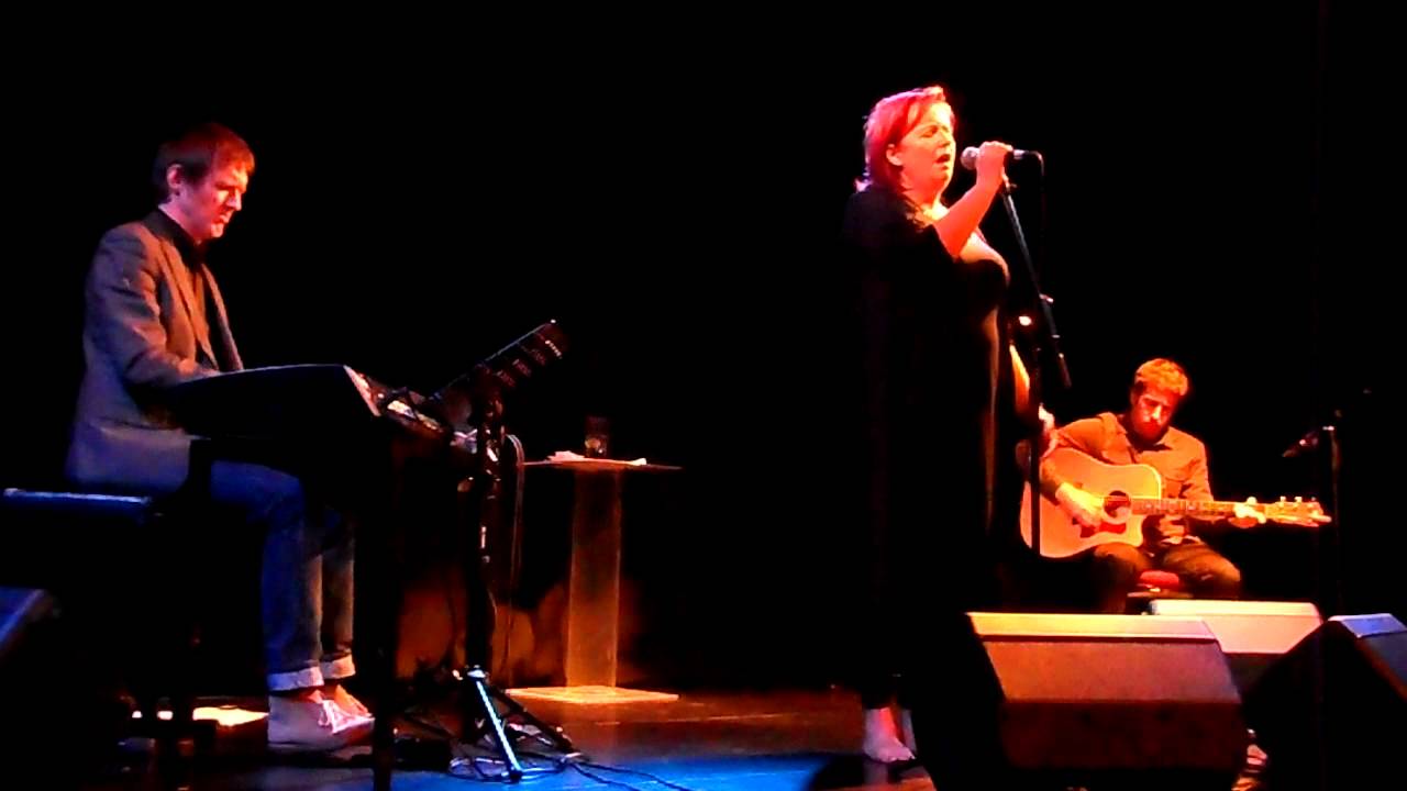 Mary Coughlan - Let It Be Me