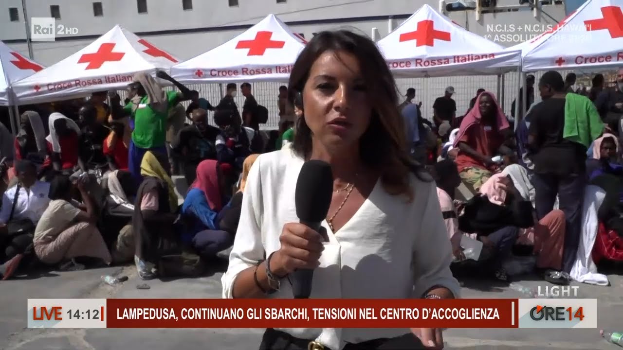 Lampedusa, continuano gli sbarchi, tensioni nel centro d'accoglienza -  Ore 14 15/09/2023