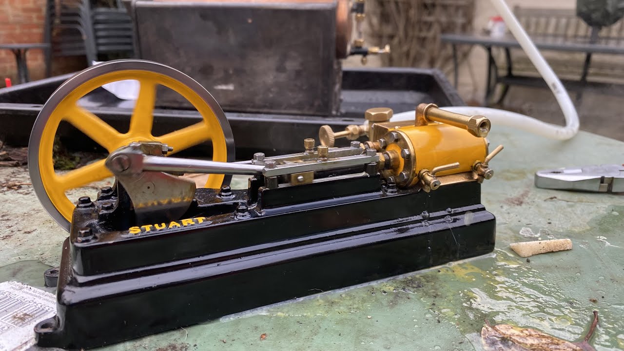 Steaming the Stuart S50 Steam Engine in the Garden
