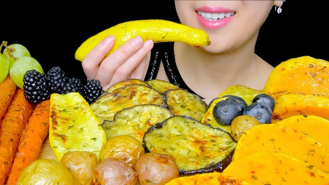 HEALTHY EATING ASMR: ROASTED VEGGIES PLATTER (EGGPLANTS, CARROTS, POTATOES, SQUASH) | TracyN ASMR