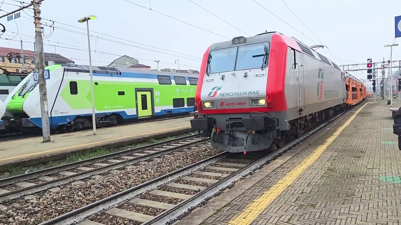 MIR E405-004 con bisarche  cariche