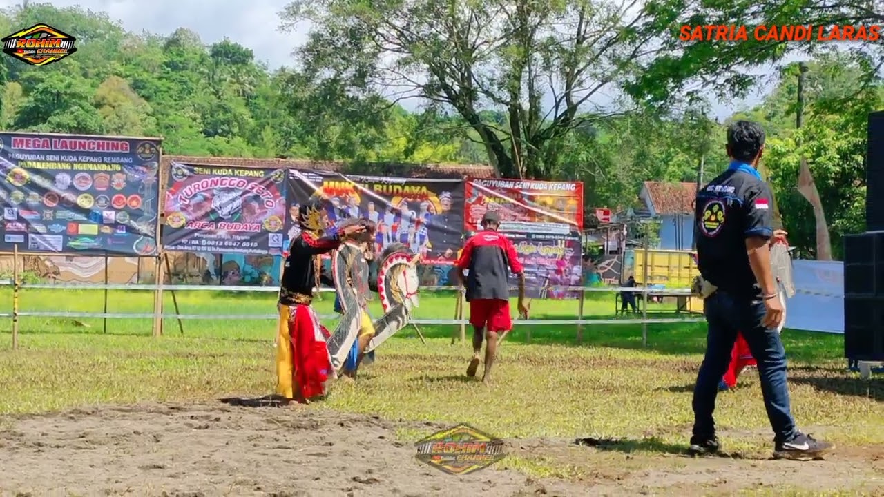 SENI EBEG KUDA KEPANG SATRIA CANDI LARAS MERIAHKAN ACARA PENGUKUHAN PAKUBELING REMBANG PURBALINGGA