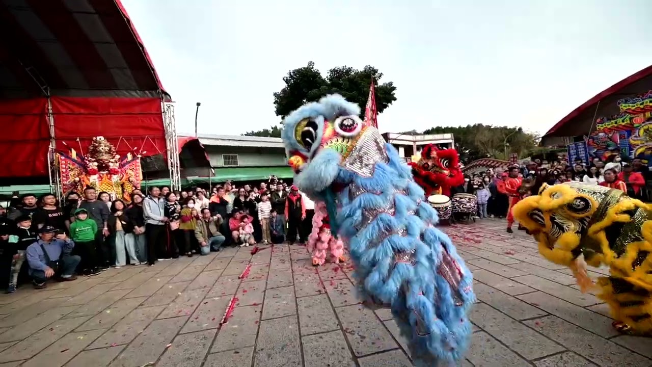 桃園嶺頂壽山巖觀音寺恭迎五大媽祖廟聖駕蒞臨嶺頂里遶境-基隆長興呂師父龍獅團 戰鼓+醒獅(入廟表演)