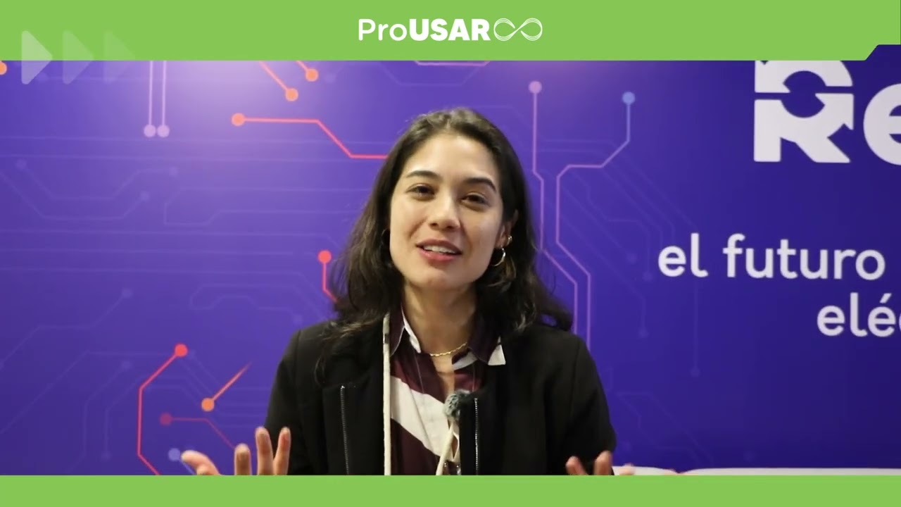 Plásticos compostables que regresan a la tierra.