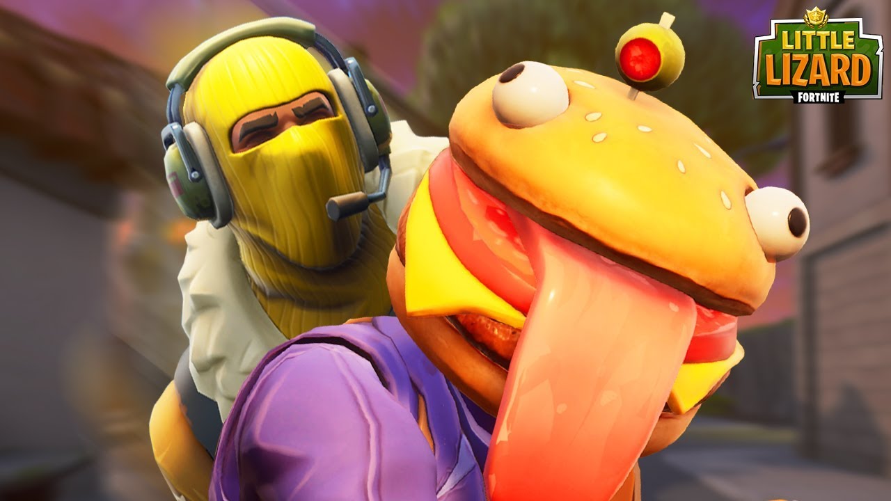 RAPTOR TRIES TO EAT DURR BURGER! *NEW SKIN* Fortnite Short