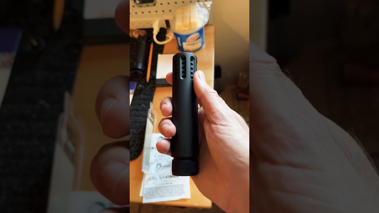 Накладка на ствол GUNTEC USA с многопортовым дульным тормозом для винтовки Ruger American калибра...