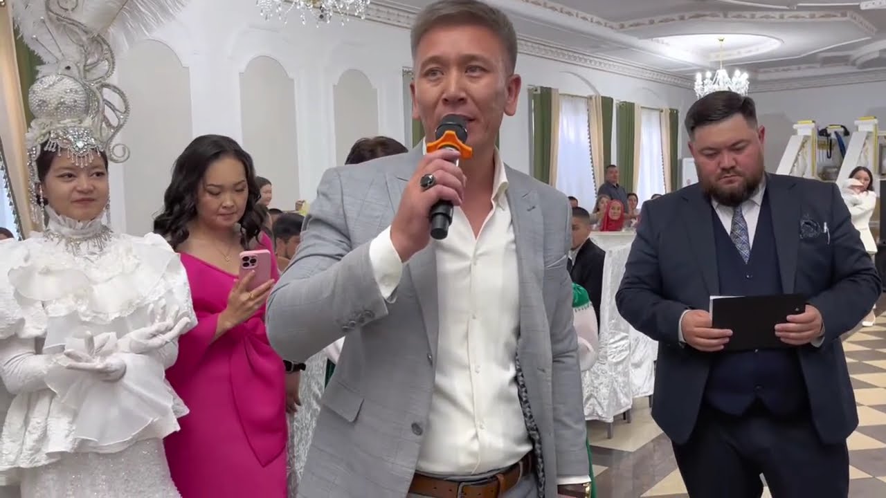 Дайана тілашар. Төрехан 1 жас