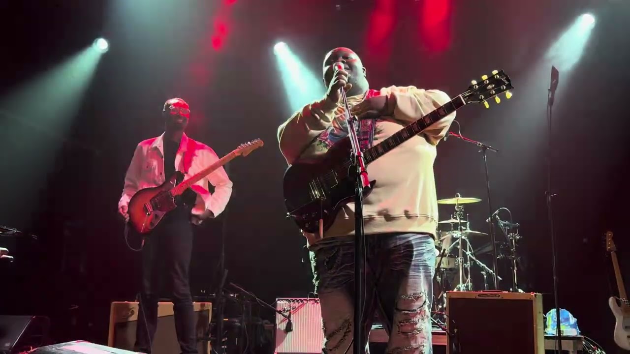 Christone “KINGFISH” Ingram w/Mathias Lattin - Houston, TX 12/07/2025 - Long Distance Woman