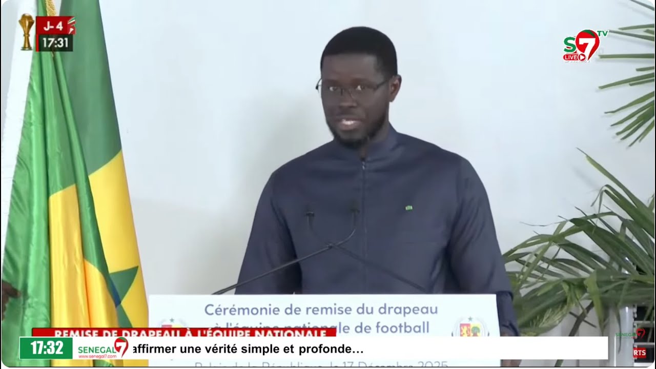 Remise du drapeau : Diomaye aux lions 