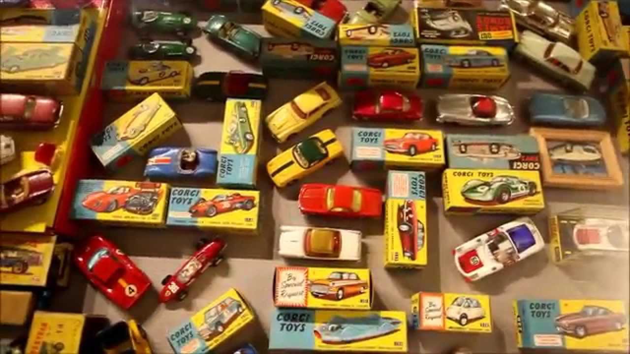 Koperenknop Dinky toys en andere merken tentoonstelling