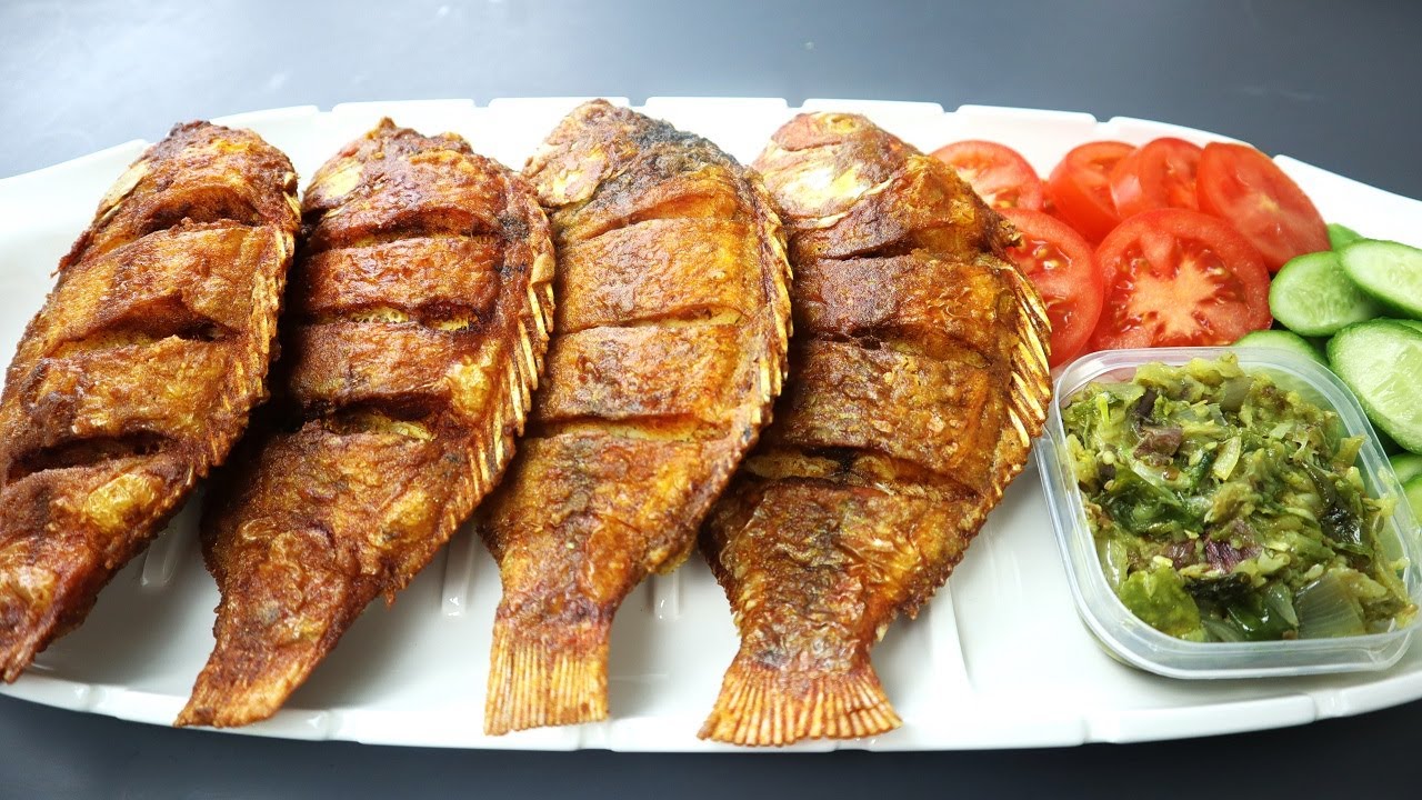 Goreng ikan nila sambal ijo = Tips menggoreng ikan tidak meletup-letup minyaknya