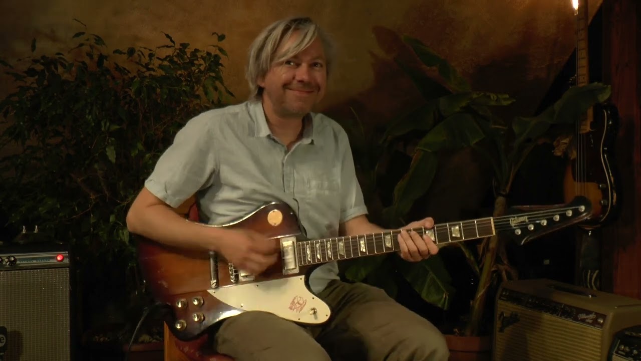 Gibson Firebird Medallion from 1972 presented by Vintage Guitar Oldenburg and Tobias Hoffmann