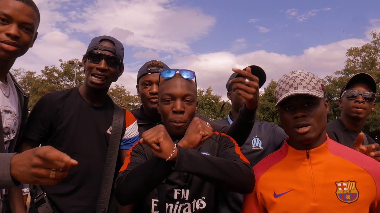 La MG - Tieks