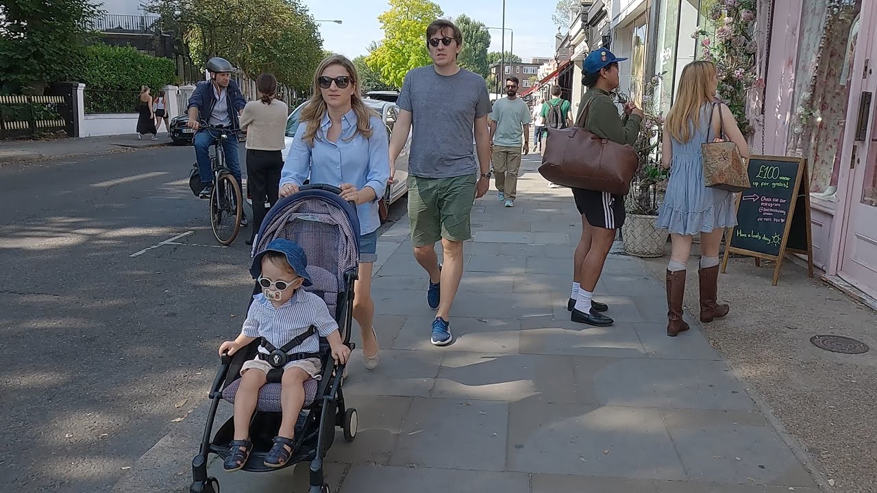WESTBOURNE GROVE Queensway & Notting Hill Stretches, Portobello Road / London W2 & W11 – N075 [4K]