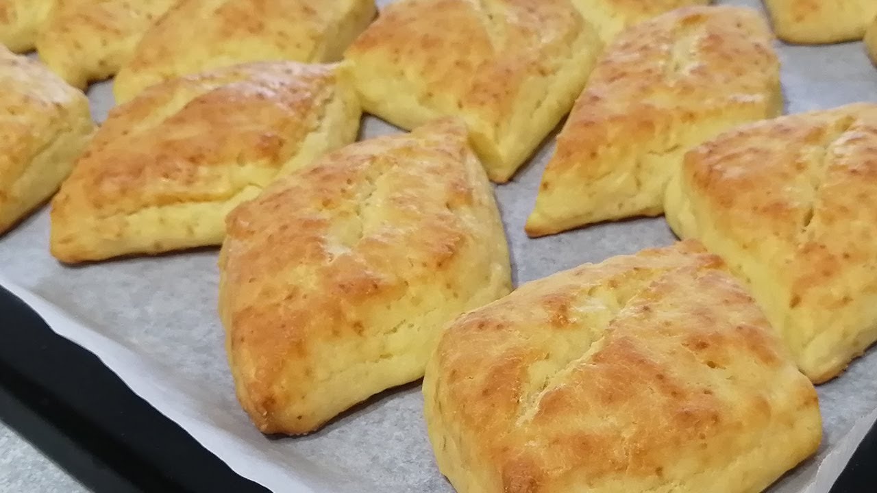 BRZI JOGURT UŠTIPCI! Uštipci sa sirom iz rerne! Nema prženja u dubokom ulju! Zdrava varijanta!