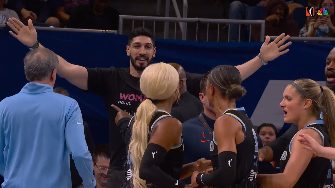 Энеса Кантера ВЫГНАЛИ с матча WNBA после перепалки с Наташей Клауд