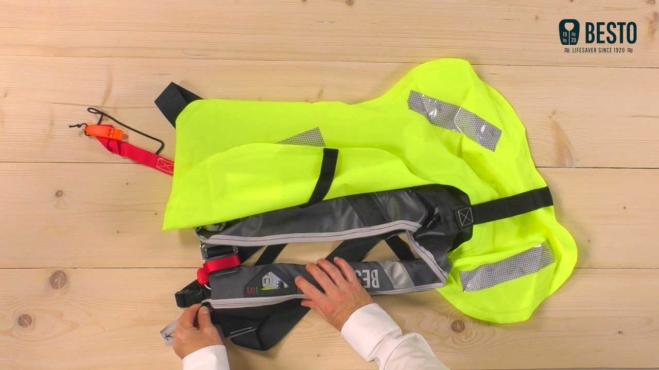 Besto - Re-pack of a Besto inflatable lifejacket with zipper closure