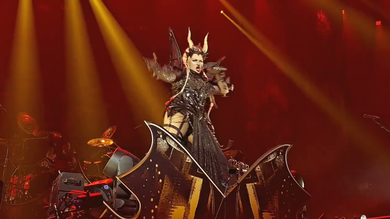 Battle Beast: intro + Straight to the Heart, 21.11.2025 live at Nokia Arena, Tampere, Finland 