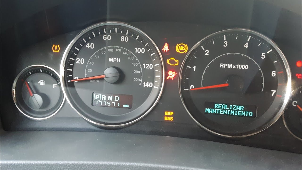 Jeep 2005 2008 como quitarle el (perform service)