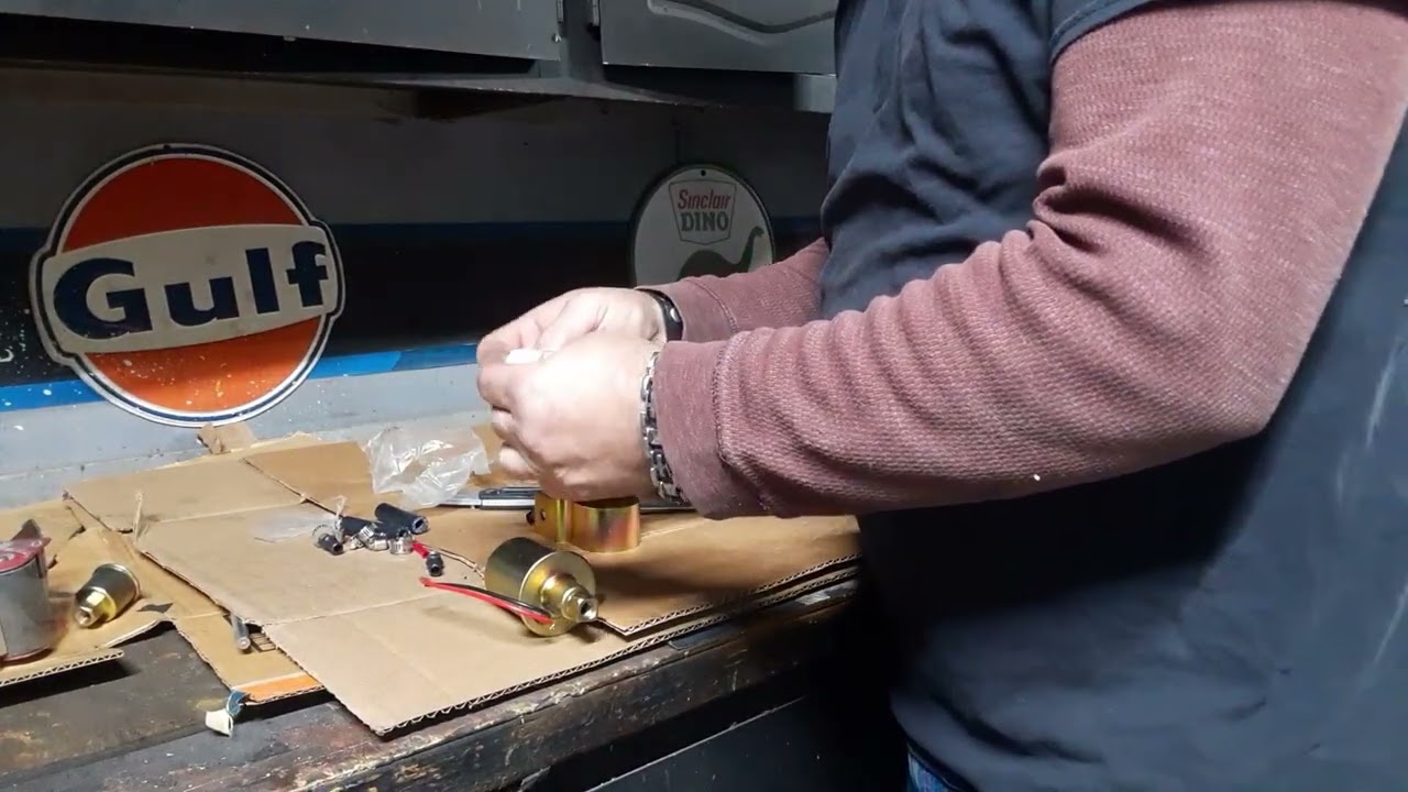 Spitfire Gets Fuel Cell and Electric Pump