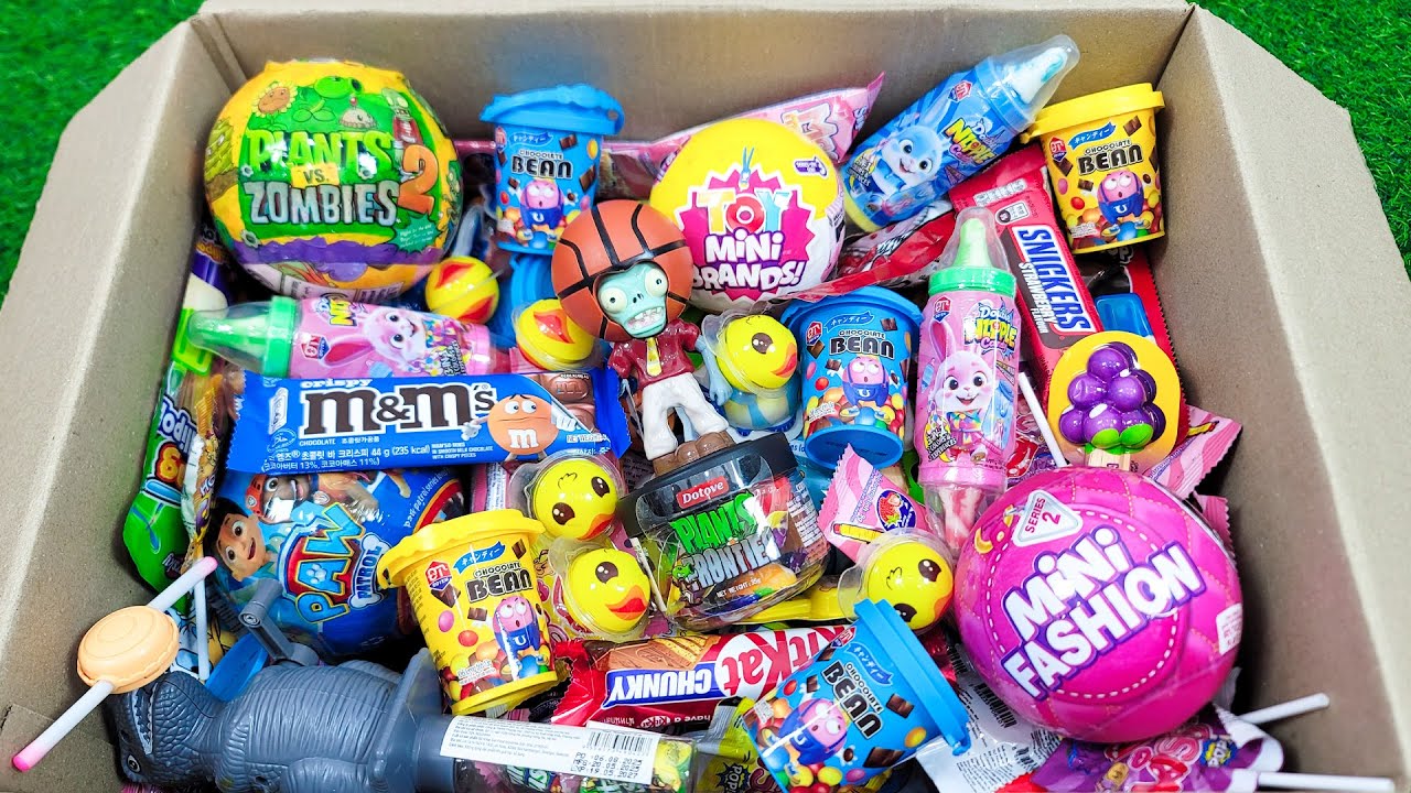Unpacking Full Of Box Giant Surprise Ball, Fun Lollipop Candy, Sweet Chocolate | ASMR