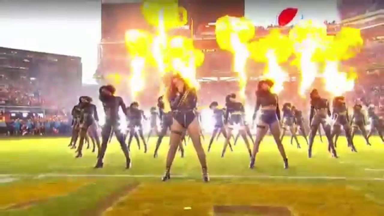 Beyonc&eacute; - Formation Live At The Super Bowl 50 Halftime Show 2016 - HD