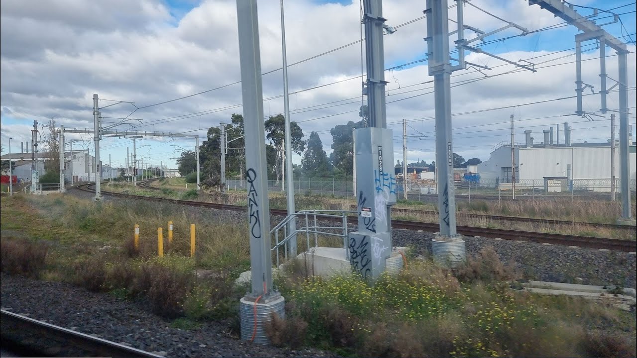 A Journey from Dandenong to Berwick on the HCMT