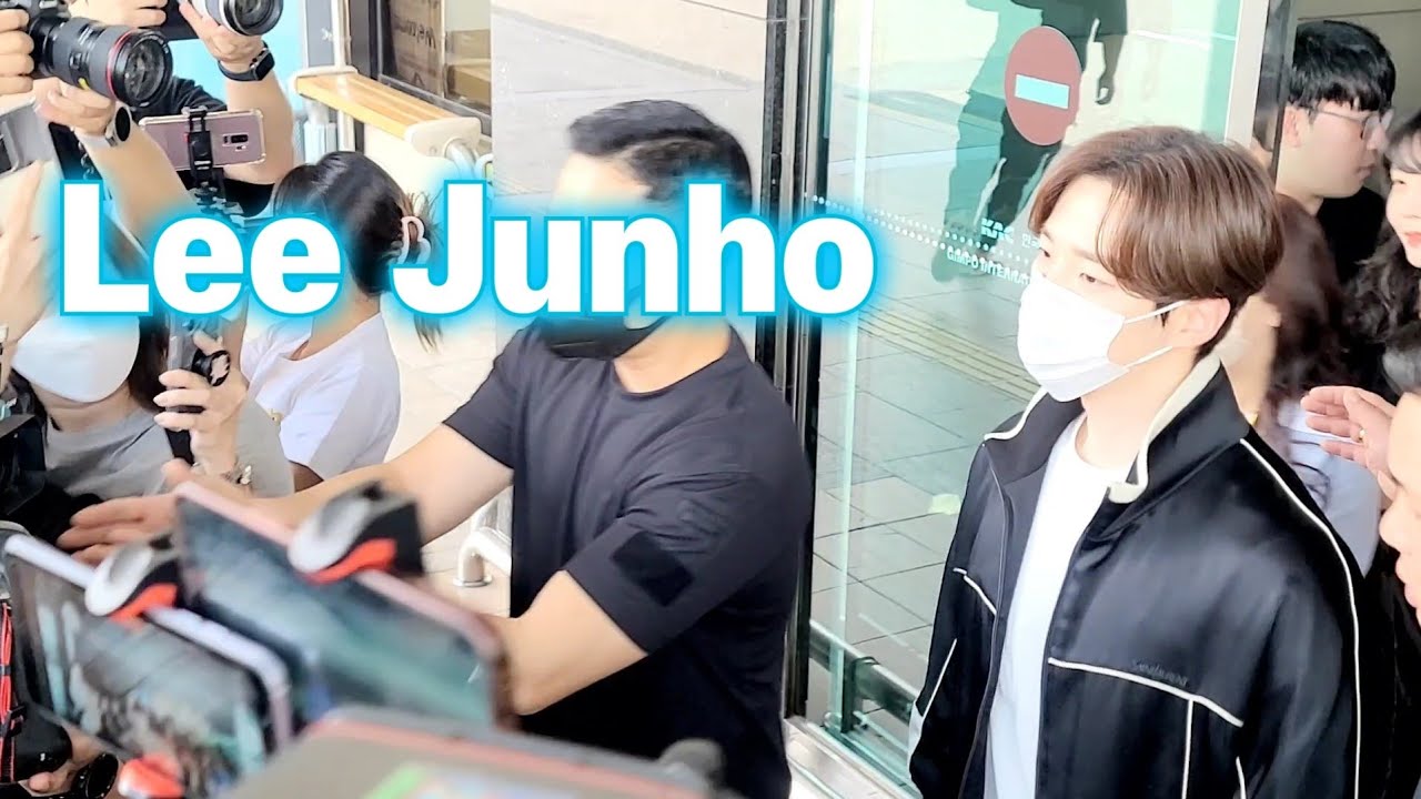 이준호(Lee Junho) Arrival from Osaka