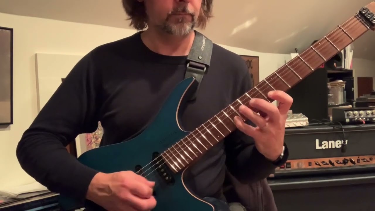 Strandberg Boden 6 Tremelo - Melodic Minor over Dominants