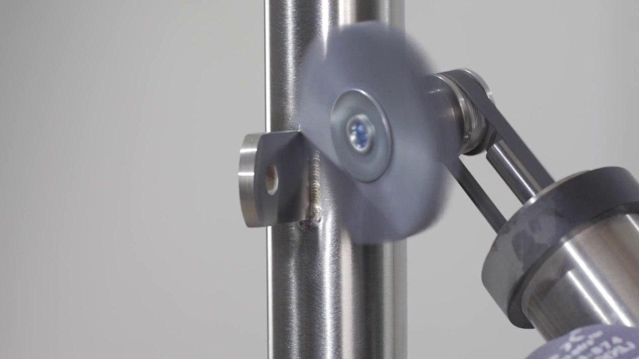 roundtube handrail - removal of annealed colours on railpole lug
