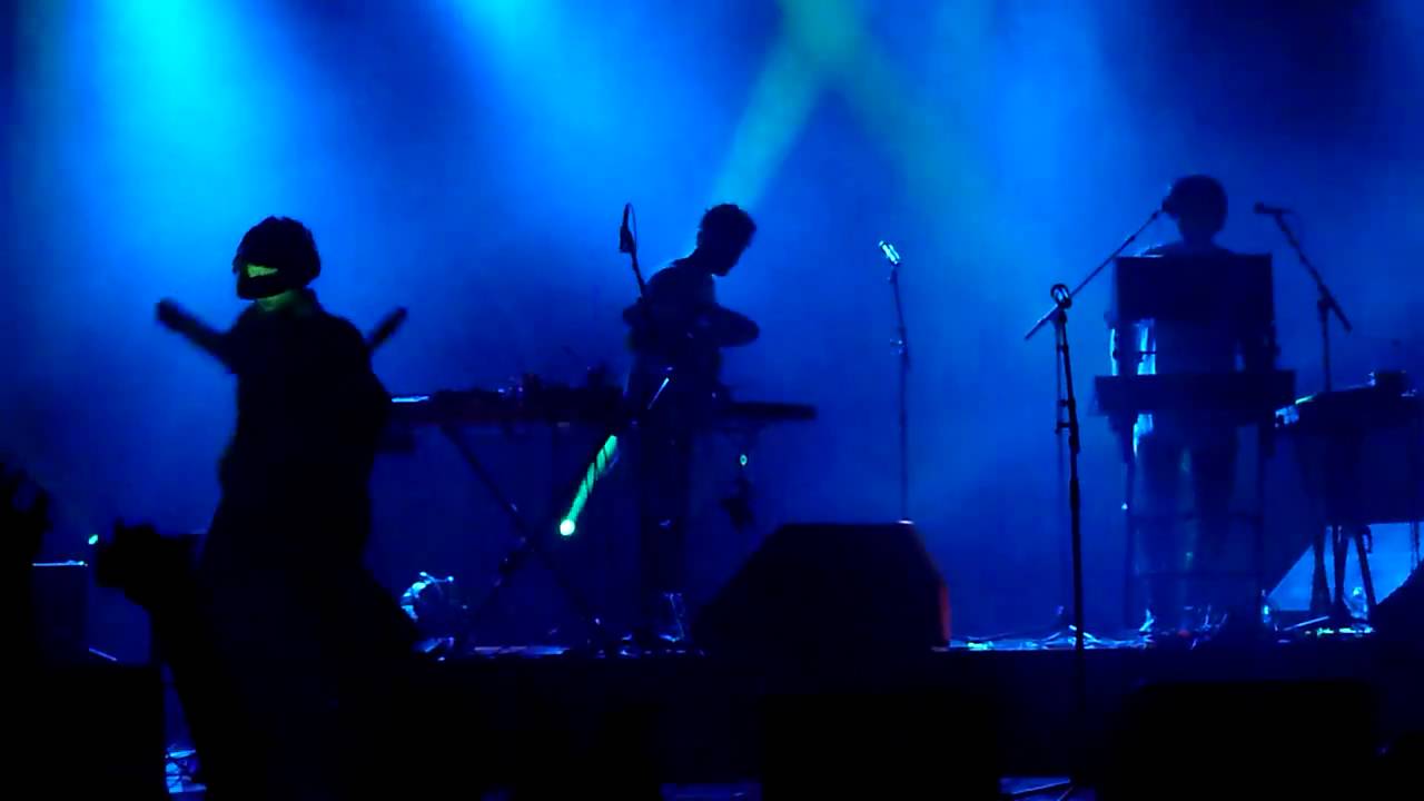 Royksopp - Alpha Male (Part 1) LIVE HD (2011) Los Angeles Wiltern