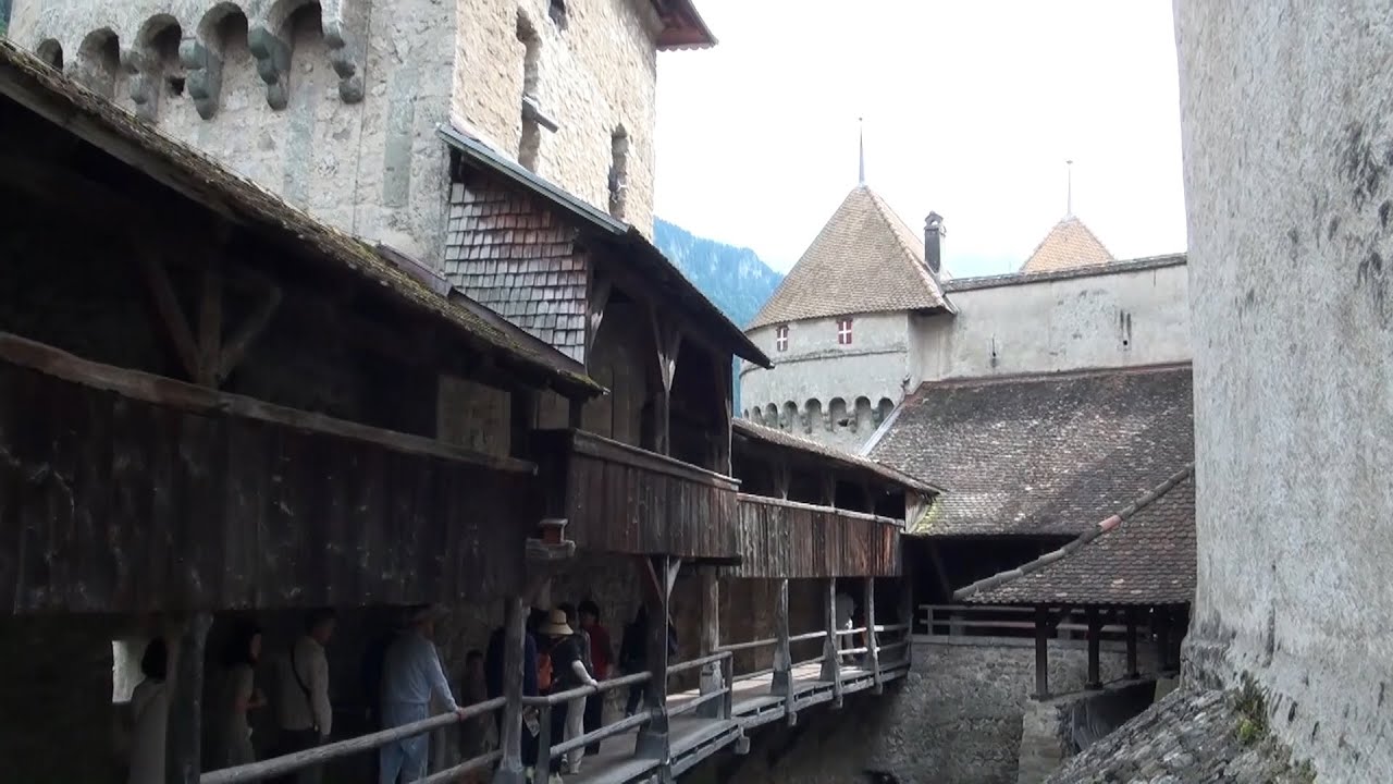 Zamek  Chillon  -  Szwajcaria