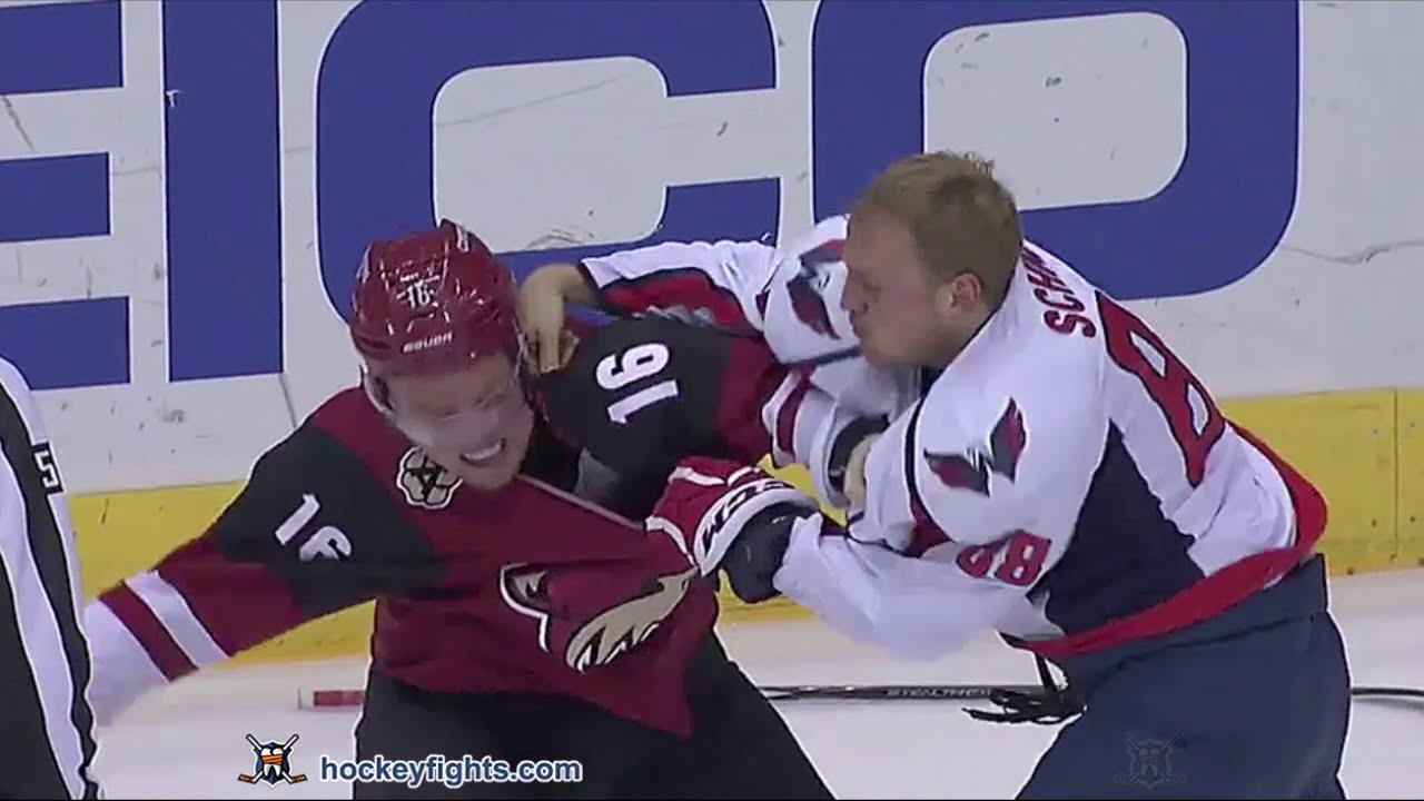 Nate Schmidt vs Max Domi Apr 2, 2016