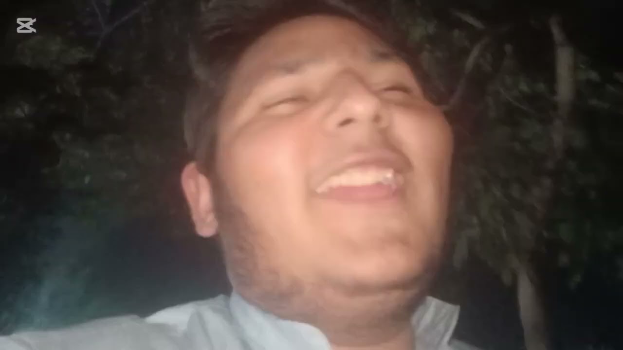 Hamari Gand mein ladai ho gai ISI vajah se Tum melody nahin kiya 😠😠😠