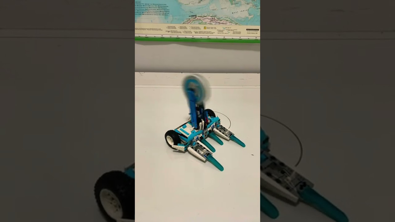 Lego BATTLEBOT do a BACKFLIP!!!!