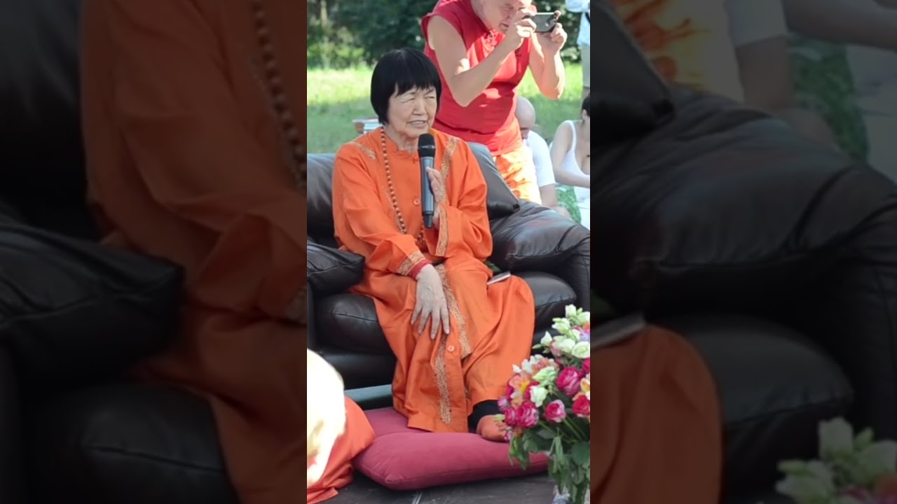 Yogmata Keiko Aikawa – yoga will make your mind calm and harmonious